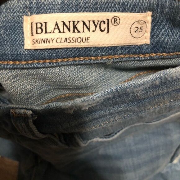 Size 25 Blank NYC Classique Skinny Jeans - Picture 4 of 5